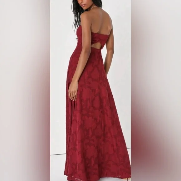 Lulu's Burgundy Strapless Maxi Dress *NEVER WORN* - Picture 2 of 8